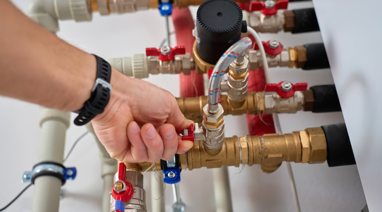 Boiler Repair in NYC: When Controls, Radiators, and Heating Issues Point to Bigger Problems